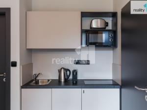 Pronájem bytu 1+kk, Praha - Žižkov, Ondříčkova, 25 m2