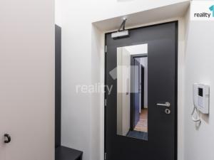 Pronájem bytu 1+kk, Praha - Žižkov, Ondříčkova, 25 m2