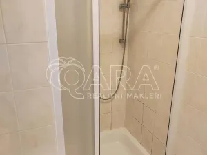 Pronájem bytu 1+kk, Praha - Horní Měcholupy, Padovská, 27 m2