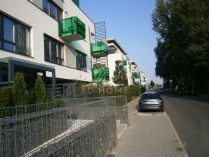 Pronájem bytu 1+kk, Praha, Nepomuckých, 30 m2