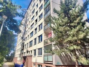 Prodej podílu bytu 2+1, Břeclav, Na Valtické, 43 m2