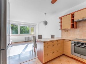 Pronájem bytu 2+kk, Praha, Kyselova, 60 m2