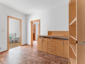 Pronájem bytu 2+kk, Praha, Kyselova, 60 m2
