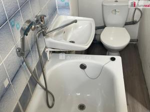 Pronájem bytu 2+1, Karlovy Vary - Rybáře, Lad. Koubka, 60 m2