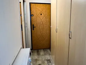 Pronájem bytu 2+kk, Jirkov, Generála Svobody, 33 m2