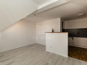 Prodej bytu 3+kk, Klatovy, Koldinova, 79 m2