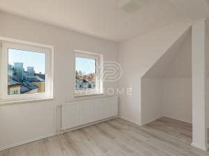 Prodej bytu 3+kk, Klatovy, Koldinova, 79 m2