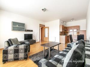 Pronájem bytu 2+kk, Praha - Kyje, Federova, 55 m2