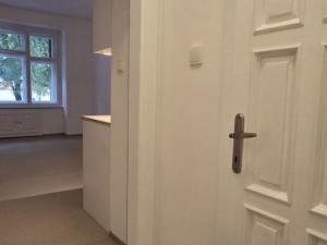 Pronájem bytu 1+kk, Praha - Žižkov, Žerotínova, 28 m2