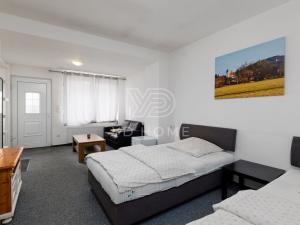 Prodej ubytování, Starý Plzenec, Masarykovo náměstí, 480 m2