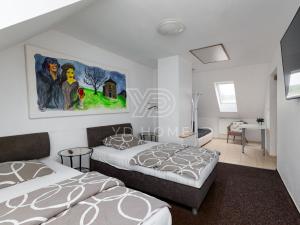 Prodej ubytování, Starý Plzenec, Masarykovo náměstí, 480 m2