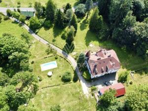 Prodej vily, Cvikov - Trávník, 1300 m2