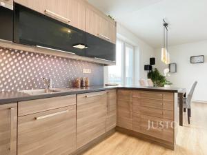 Prodej bytu 3+kk, Praha - Stodůlky, Nárožní, 82 m2