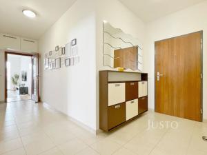 Prodej bytu 3+kk, Praha - Stodůlky, Nárožní, 82 m2