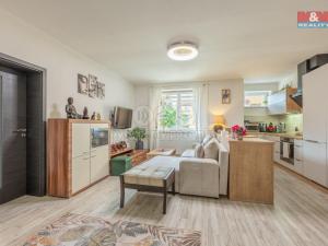 Prodej bytu 3+kk, Chrášťany, Oranžová, 69 m2