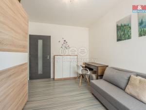 Prodej bytu 3+kk, Chrášťany, Oranžová, 69 m2