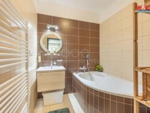 Prodej bytu 3+kk, Chrášťany, Oranžová, 69 m2