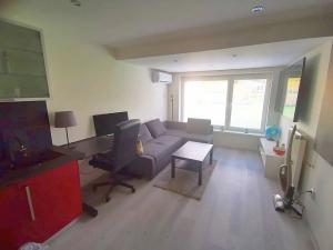 Pronájem bytu 1+kk, Praha - Záběhlice, Záběhlická, 20 m2