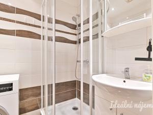 Pronájem bytu 3+kk, Brno, Bačovského, 72 m2