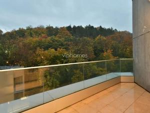 Pronájem bytu 4+1, Praha - Smíchov, Mozartova, 118 m2
