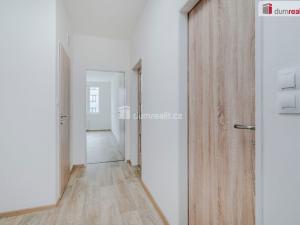 Pronájem bytu 2+kk, Praha - Střížkov, Zakšínská, 52 m2