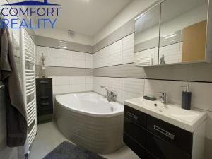 Prodej rodinného domu, Hradec nad Moravicí - Benkovice, 180 m2