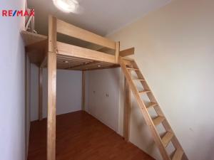 Pronájem bytu 2+kk, Hradec Králové, Okružní, 55 m2
