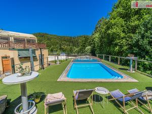 Prodej ubytování, Žacléř - Prkenný Důl, 738 m2