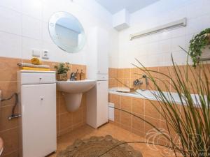 Prodej bytu 1+kk, Praha - Michle, Jemnická, 38 m2