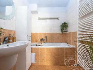 Prodej bytu 1+kk, Praha - Michle, Jemnická, 38 m2