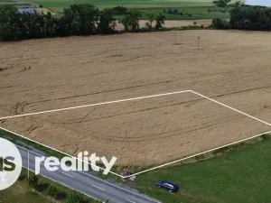 Prodej komerčního pozemku, Milovice, 4340 m2