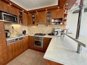 Pronájem bytu 3+kk, Praha - Strašnice, Rembrandtova, 67 m2
