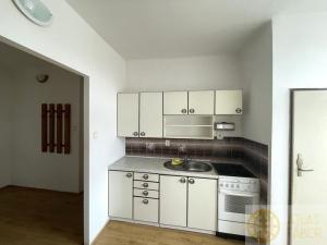 Pronájem bytu 2+1, Tábor, Chocholouškova, 56 m2