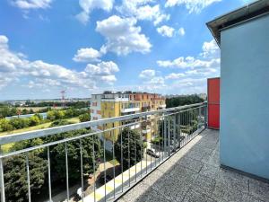 Pronájem bytu 3+kk, Praha - Letňany, Terezínská, 75 m2