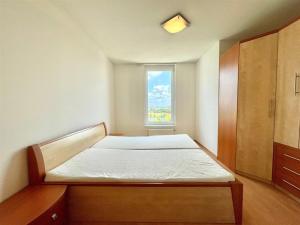 Pronájem bytu 3+kk, Praha - Letňany, Terezínská, 75 m2