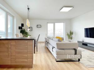 Prodej bytu 3+kk, Praha - Stodůlky, Nárožní, 82 m2