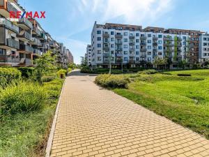 Pronájem bytu 1+kk, Praha - Střížkov, Makedonská, 35 m2