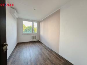 Pronájem bytu 3+kk, Praha - Háje, Cyprichova, 68 m2
