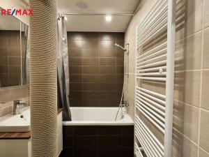 Pronájem bytu 3+kk, Praha - Háje, Cyprichova, 68 m2