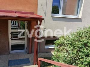 Pronájem bytu 2+1, Zlín, Okružní, 45 m2