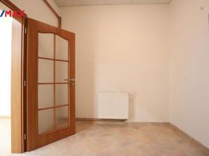 Pronájem obchodního prostoru, Karlovy Vary - Rybáře, Sokolovská, 75 m2