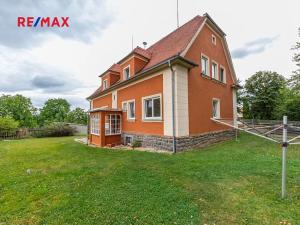 Pronájem bytu 1+1, Jesenice, Školní, 45 m2