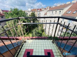Pronájem bytu 3+kk, Praha - Podolí, Podolská, 71 m2