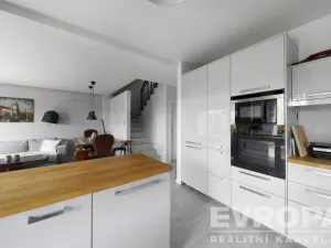 Prodej rodinného domu, Plzeň - Valcha, Jiřičková, 130 m2