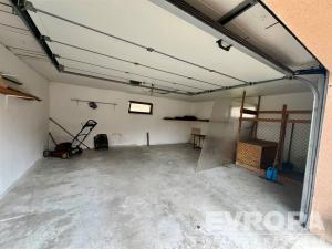 Prodej rodinného domu, Javorník, 270 m2