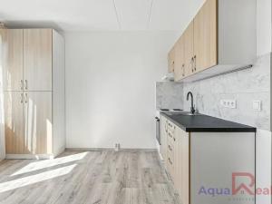 Prodej bytu 1+1, Karlovy Vary, Jana Opletala, 35 m2