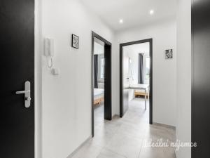 Pronájem bytu 3+kk, Praha - Chodov, Konstantinova, 63 m2