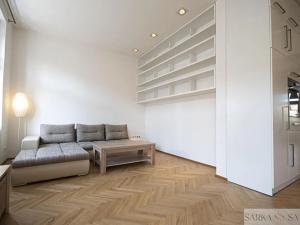 Pronájem bytu 2+kk, Praha - Bubeneč, Jaselská, 67 m2
