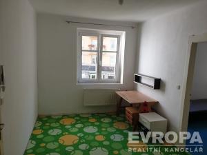 Pronájem bytu 4+kk, Liberec - Liberec IV-Perštýn, Zámečnická, 95 m2
