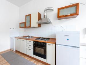Pronájem bytu 2+kk, Praha - Smíchov, Na bělidle, 43 m2
